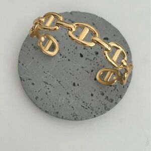 ✨Host pick✨Gold Open Cuff Chain-Link Bracelet❤️❤️❤️